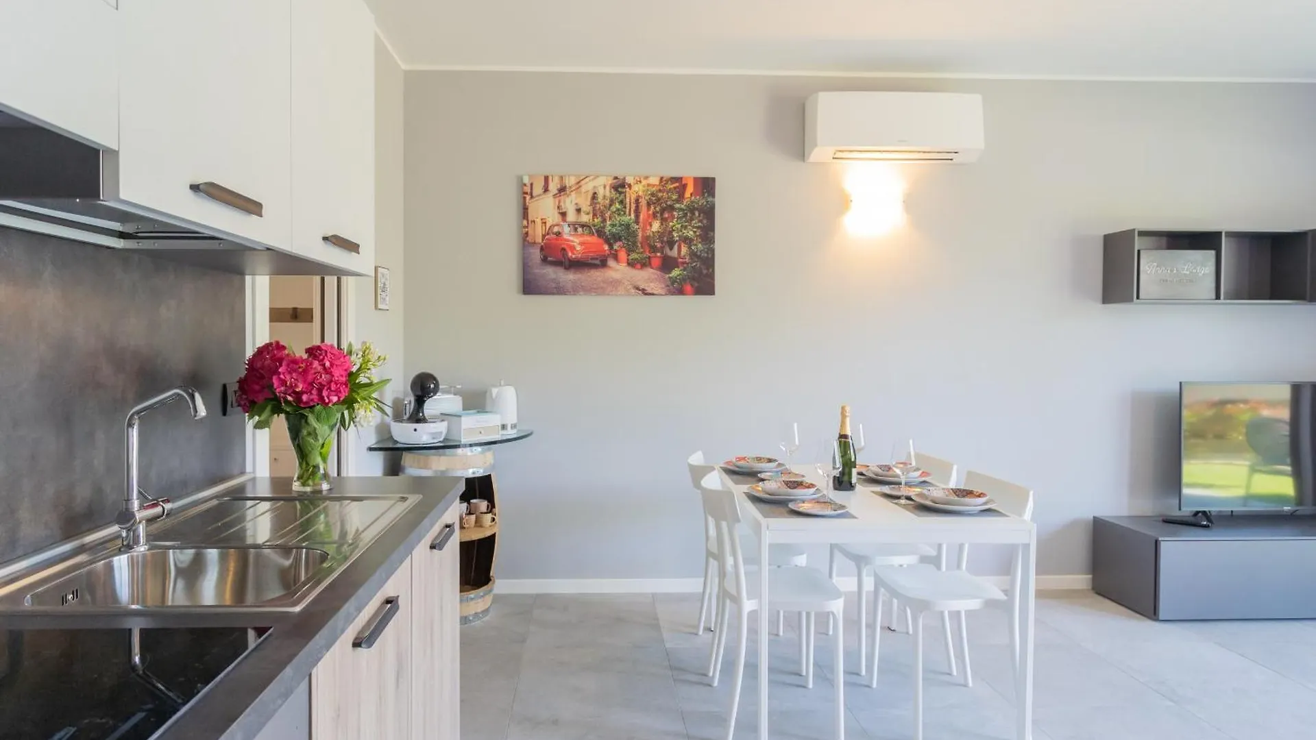 Daire Anna'S Lodge Quite & Charme Pianello Del Lario