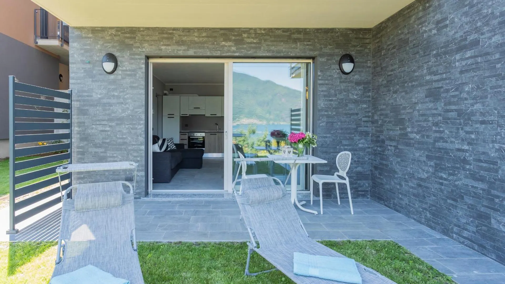 Anna'S Lodge Quite & Charme Pianello Del Lario Daire
